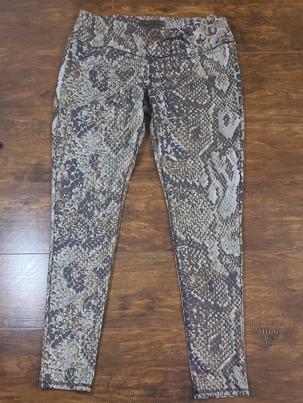 Double D Ranch Yoakum Texas Snake Print Snake Print Legins Brown Size L